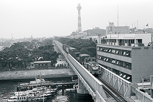 山下臨港鉄道の開通式