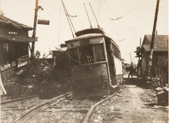 日本貿易博覧会に出品された人形